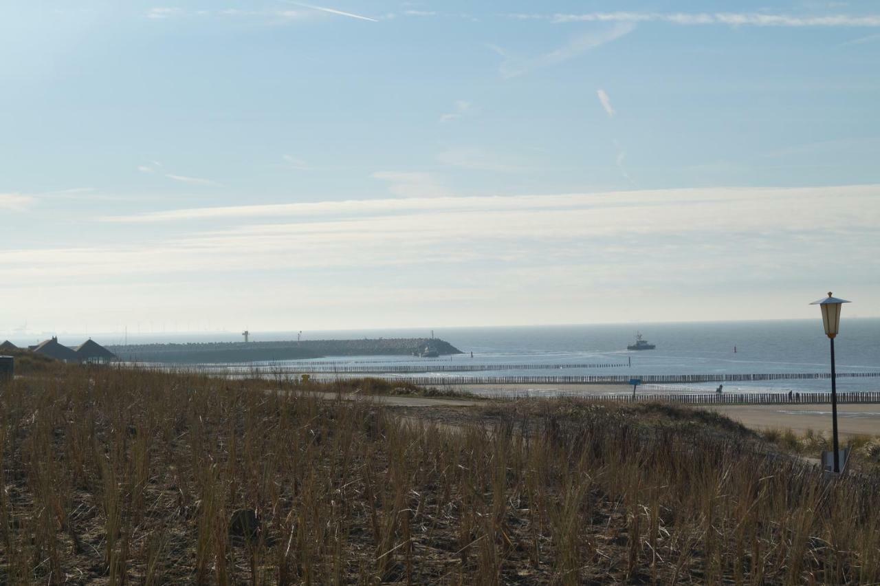 Penthouse Windkracht 10 Aan Het Strand Van Cadzand Bagian luar foto